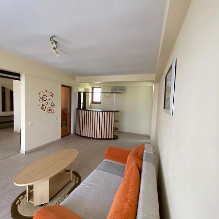 קוסטינסטי Villa Pescarus מראה חיצוני תמונה