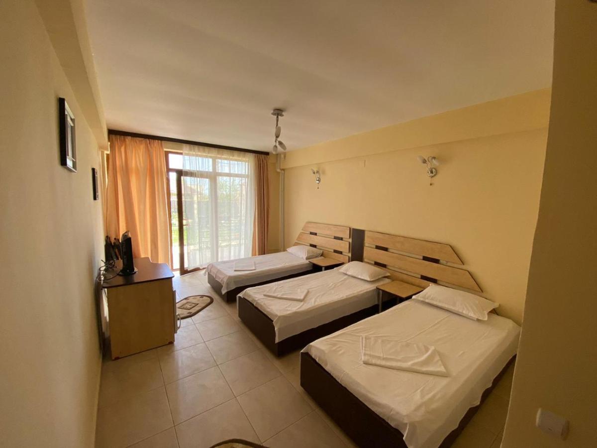 קוסטינסטי Villa Pescarus מראה חיצוני תמונה