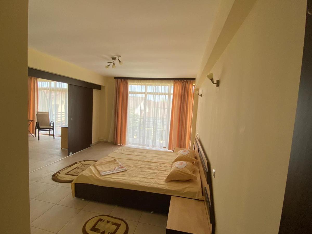 קוסטינסטי Villa Pescarus מראה חיצוני תמונה